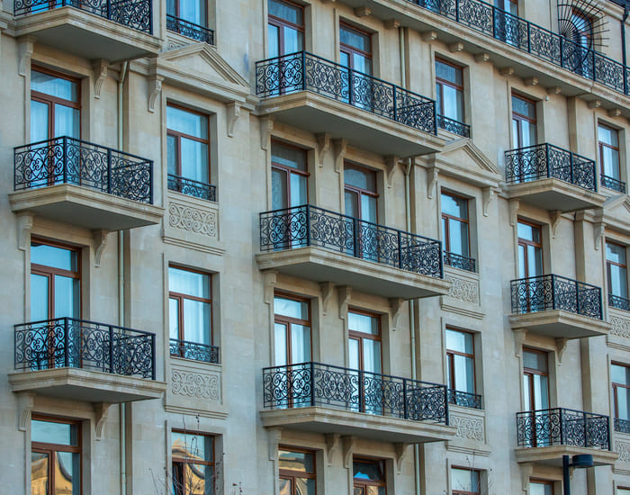 Installation ascenseur dans immeuble ancien